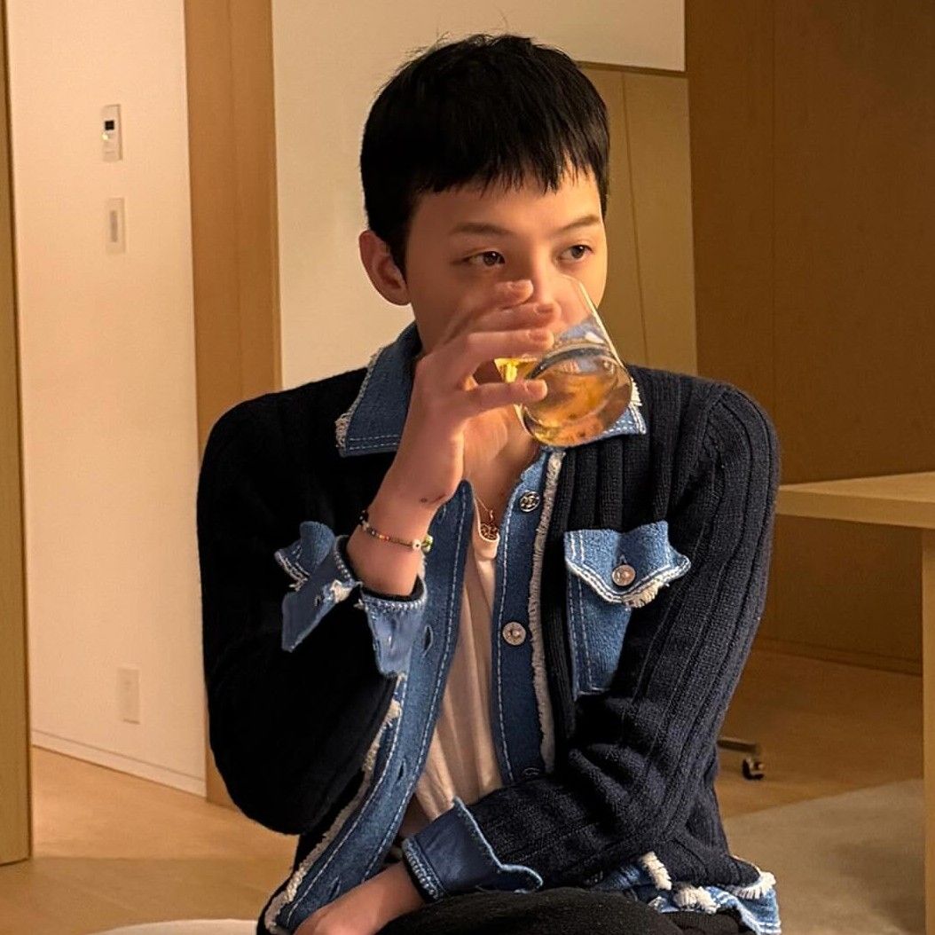 Behind-the-scenes cut of G-DRAGON (BIGBANG)