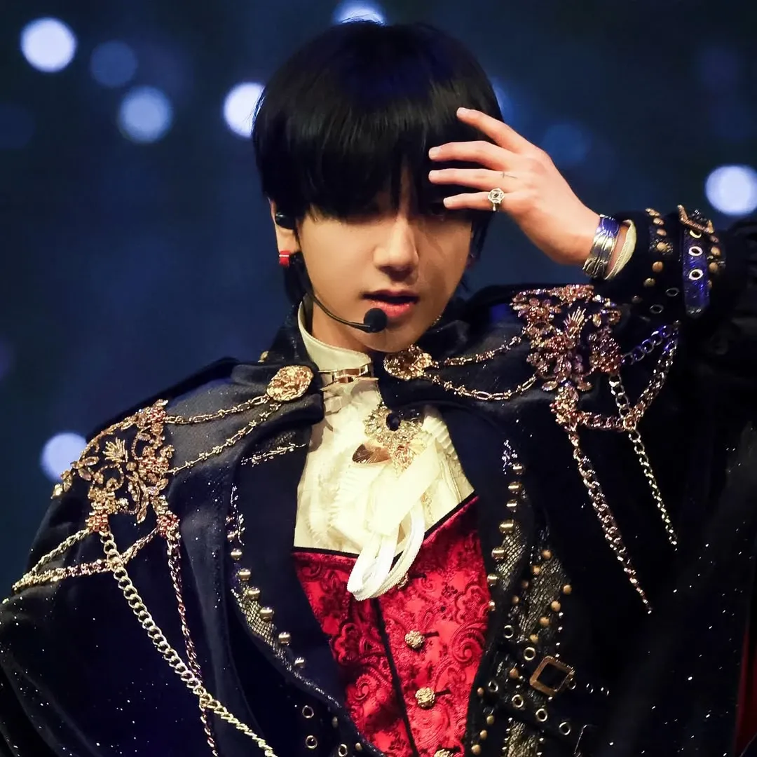 Behind-the-scenes cut of Yesung (Super Junior)