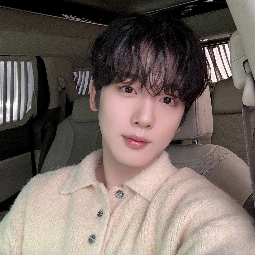 Latest photo of Kim Yohan (WEi)