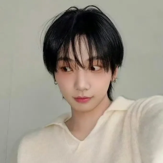 Latest photo of Myeong Jaehyun (BOYNEXTDOOR)