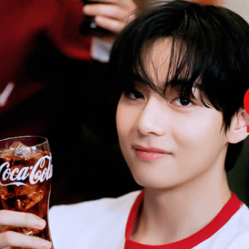 Recent activity shot of V (BTS)