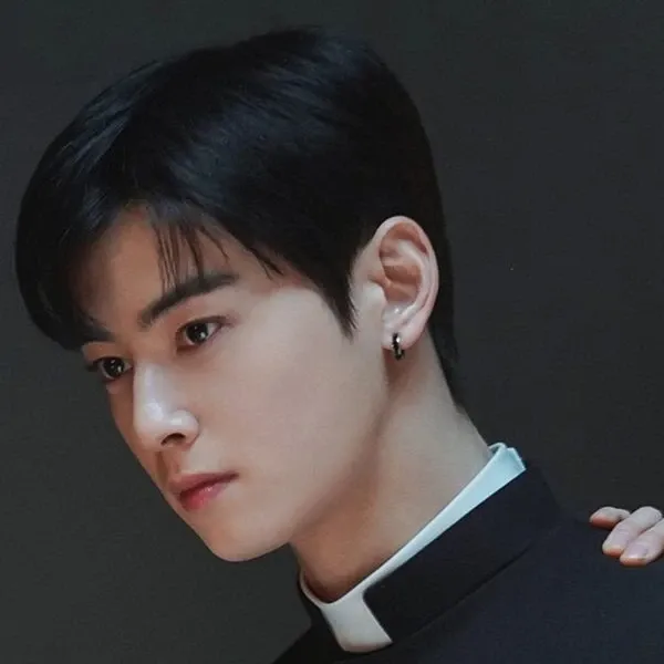 A moment captured by Eunwoo (ASTRO)'s fan