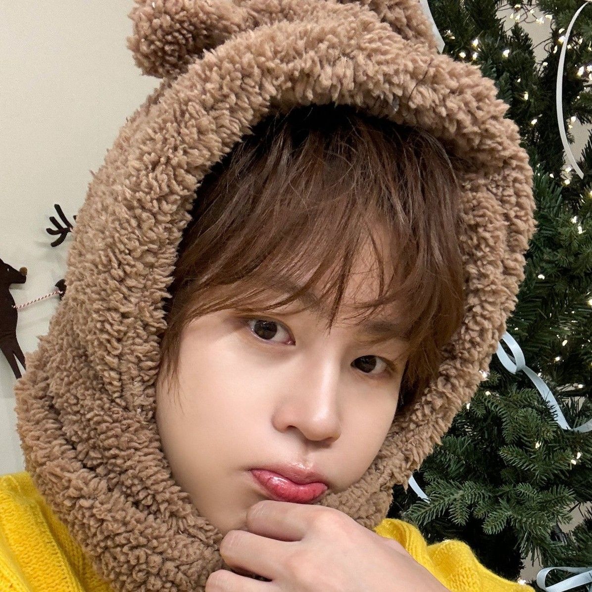 Behind-the-scenes cut of Ha Sungwoon