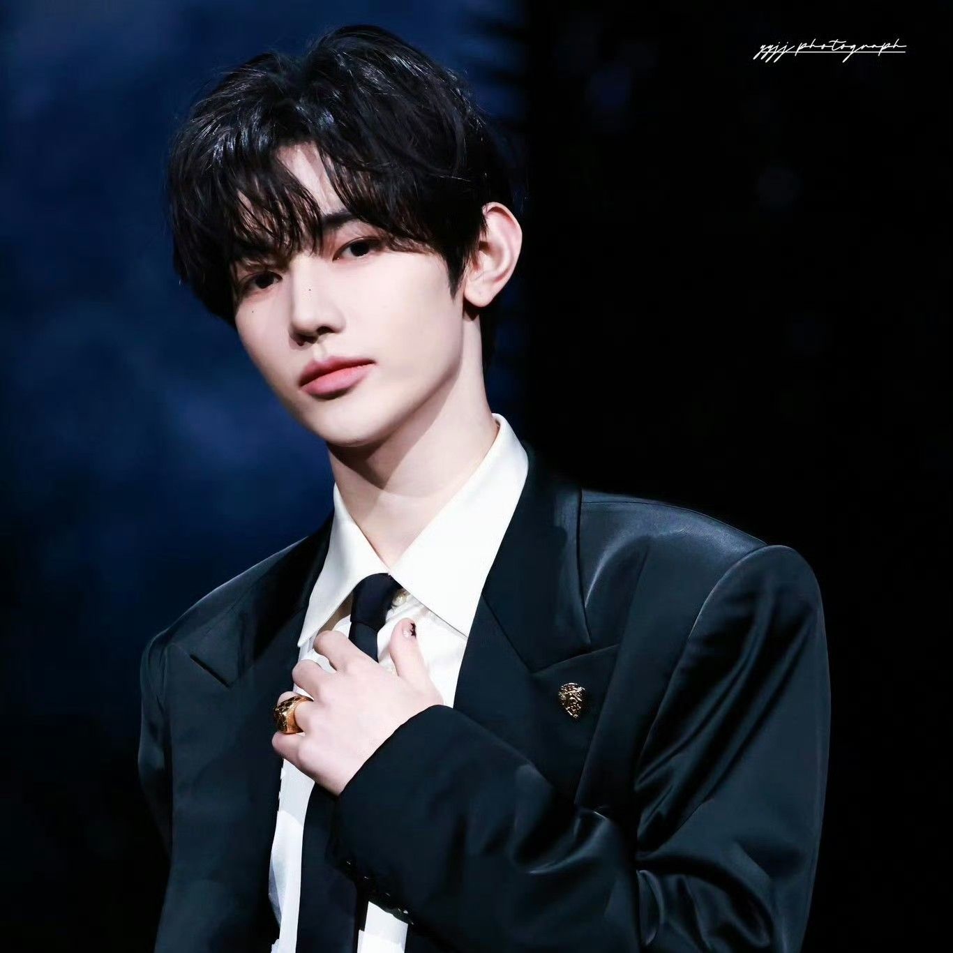 Behind-the-scenes cut of Zhang Hao (ZEROBASEONE)