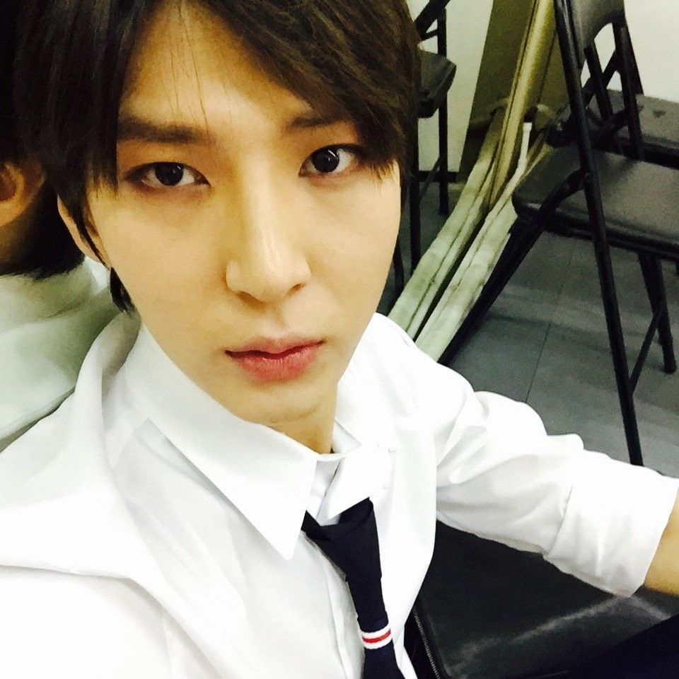 Behind-the-scenes cut of LEO (VIXX)