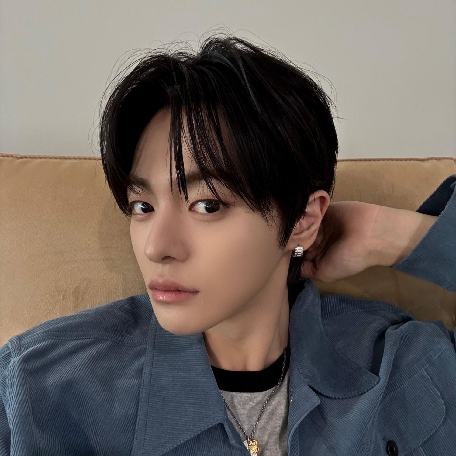 Behind-the-scenes cut of Lee Leo (ALPHA DRIVE ONE)