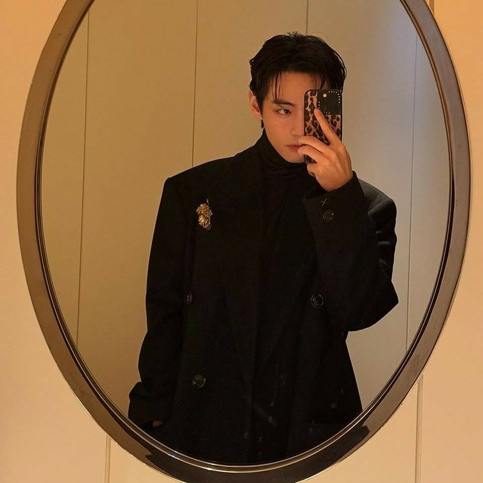 V (BTS)の最新写真