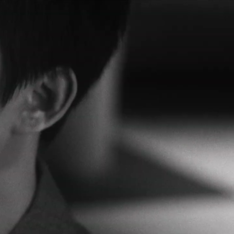 Behind-the-scenes cut of Gongchan (B1A4)