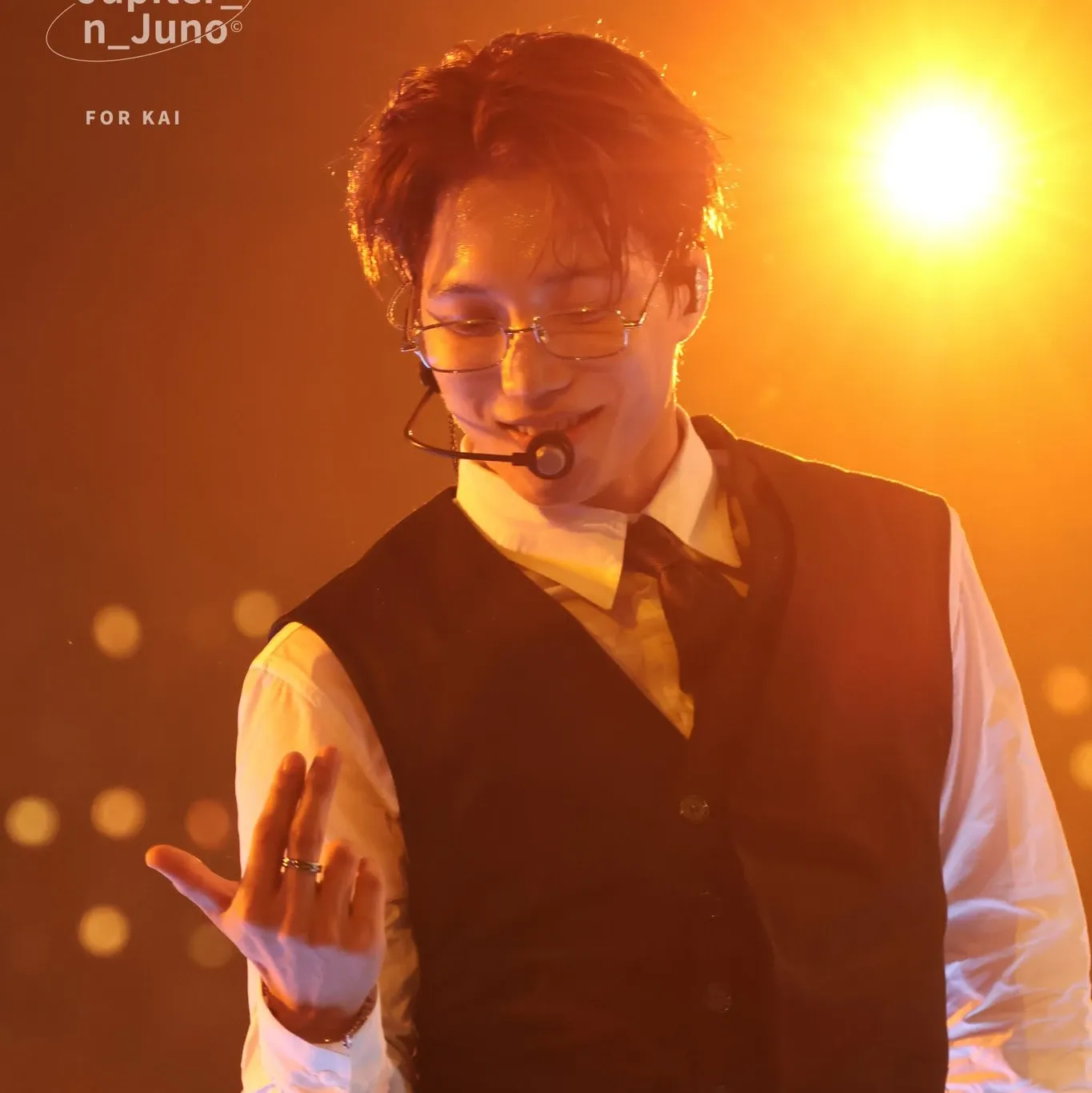 Momen yang diabadikan oleh penggemar Kai (EXO)