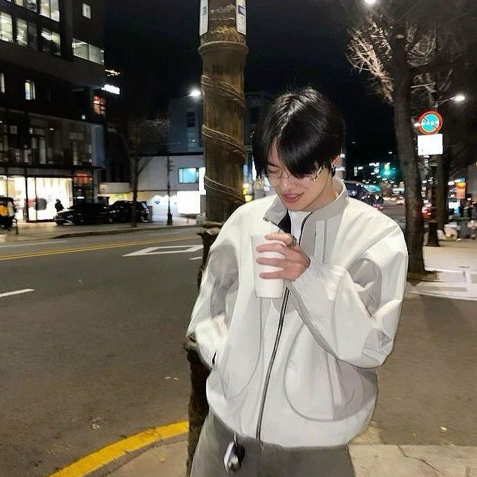 Latest photo of Lee Leo (ALPHA DRIVE ONE)