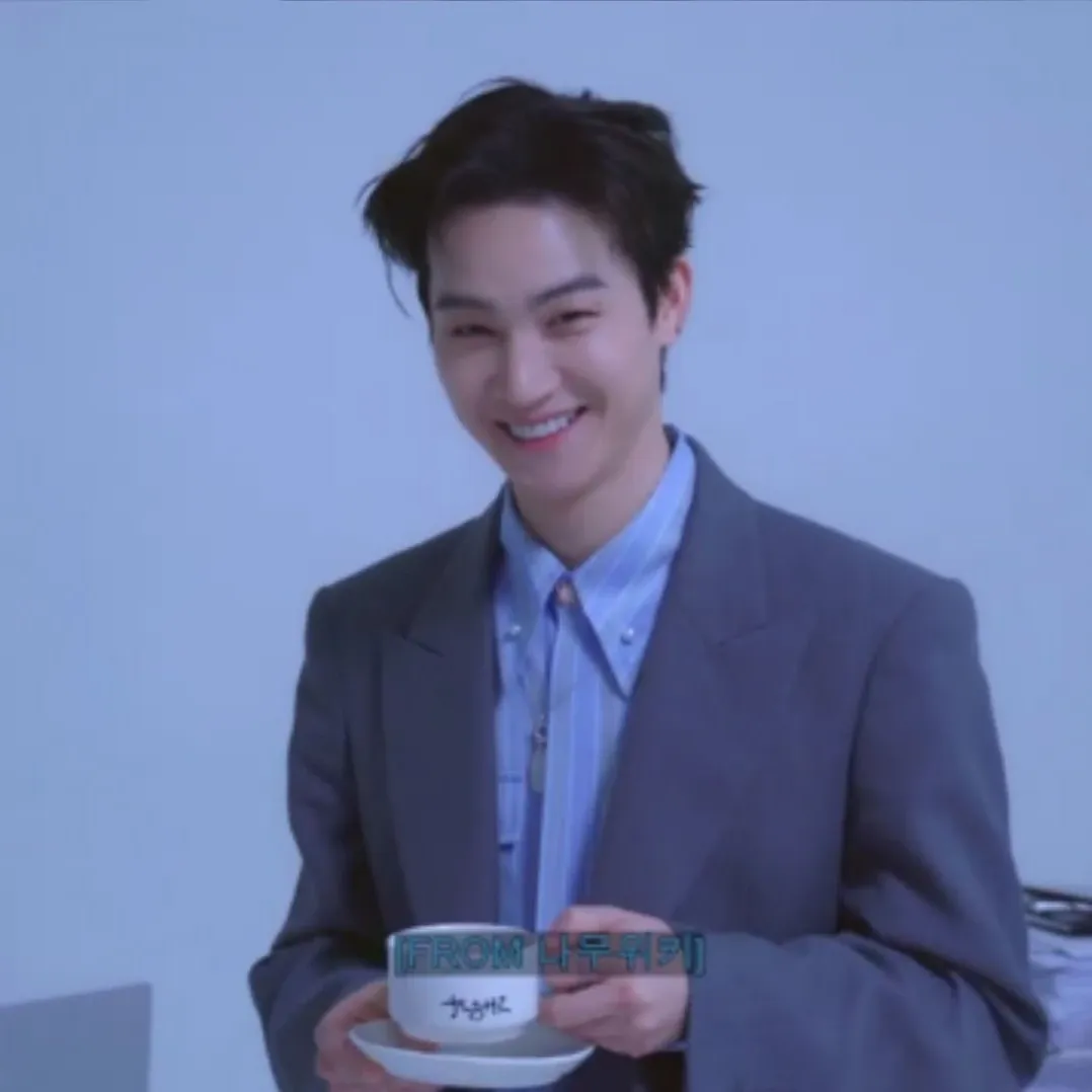 Recent activity shot of JAY B (GOT7)