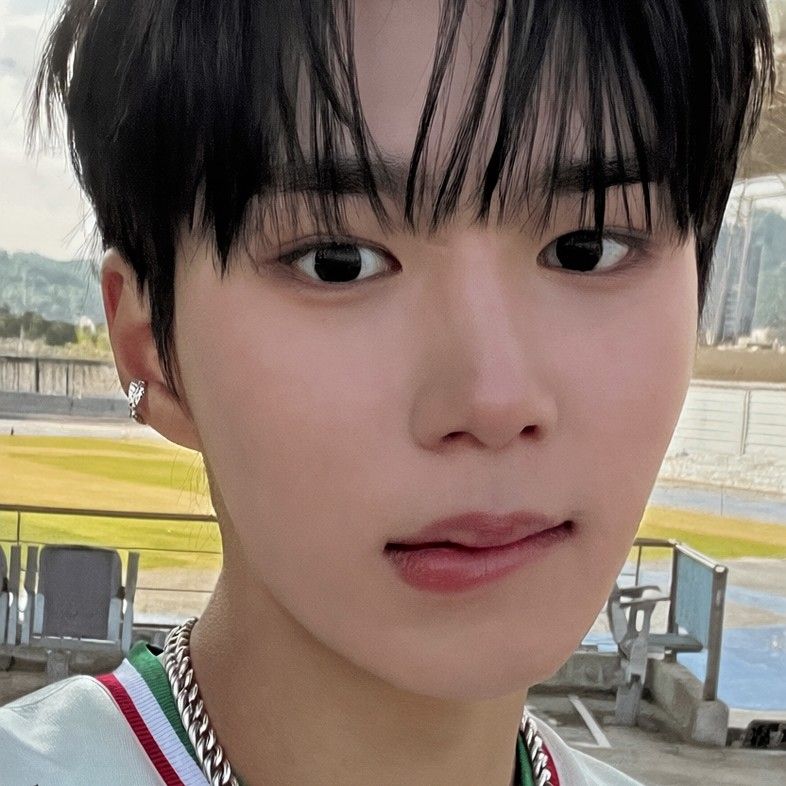 A moment captured by Kim Junseo (ALPHA DRIVE ONE)'s fan