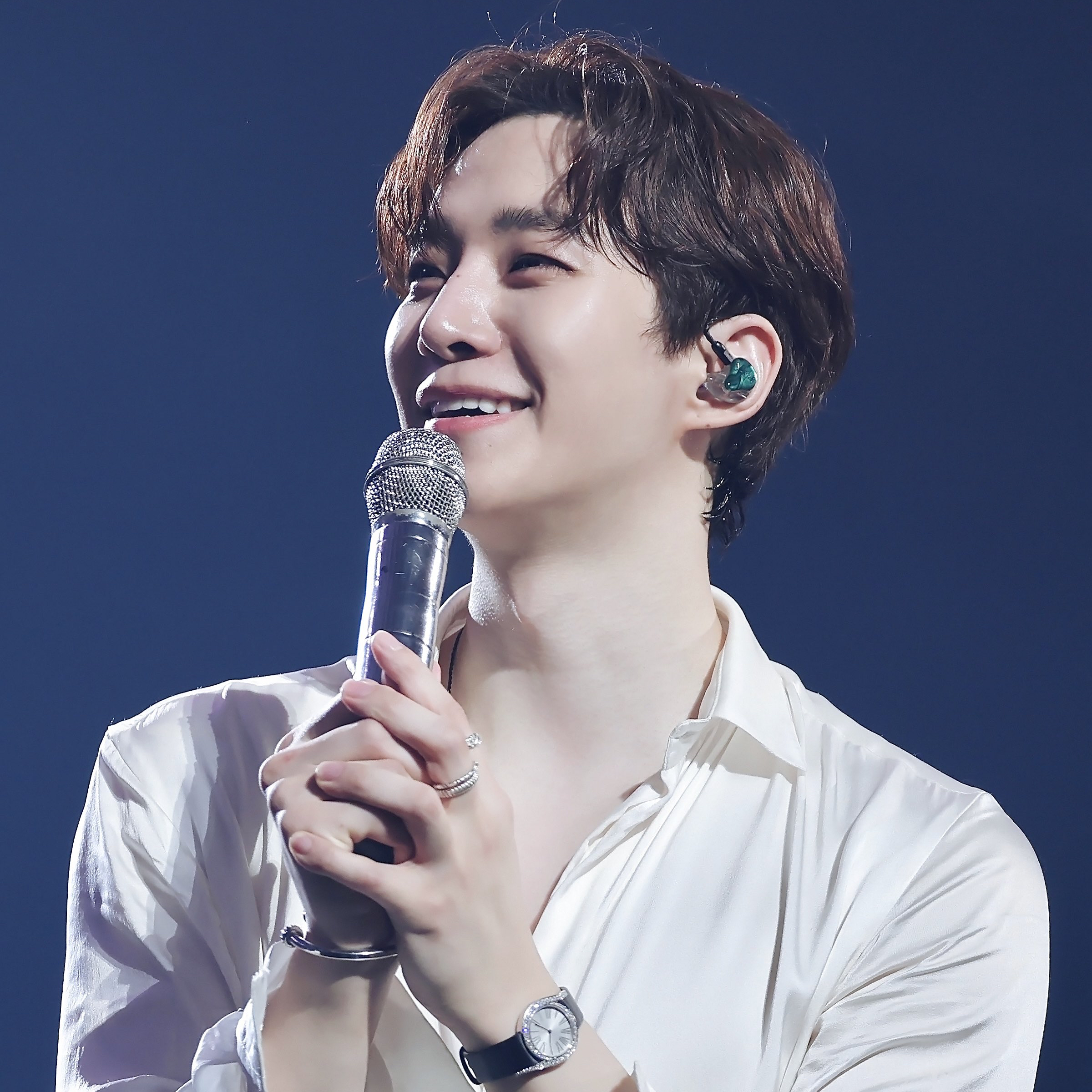 Latest photo of Junho (2PM)