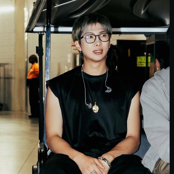 RM (BTS)の舞台裏ショット
