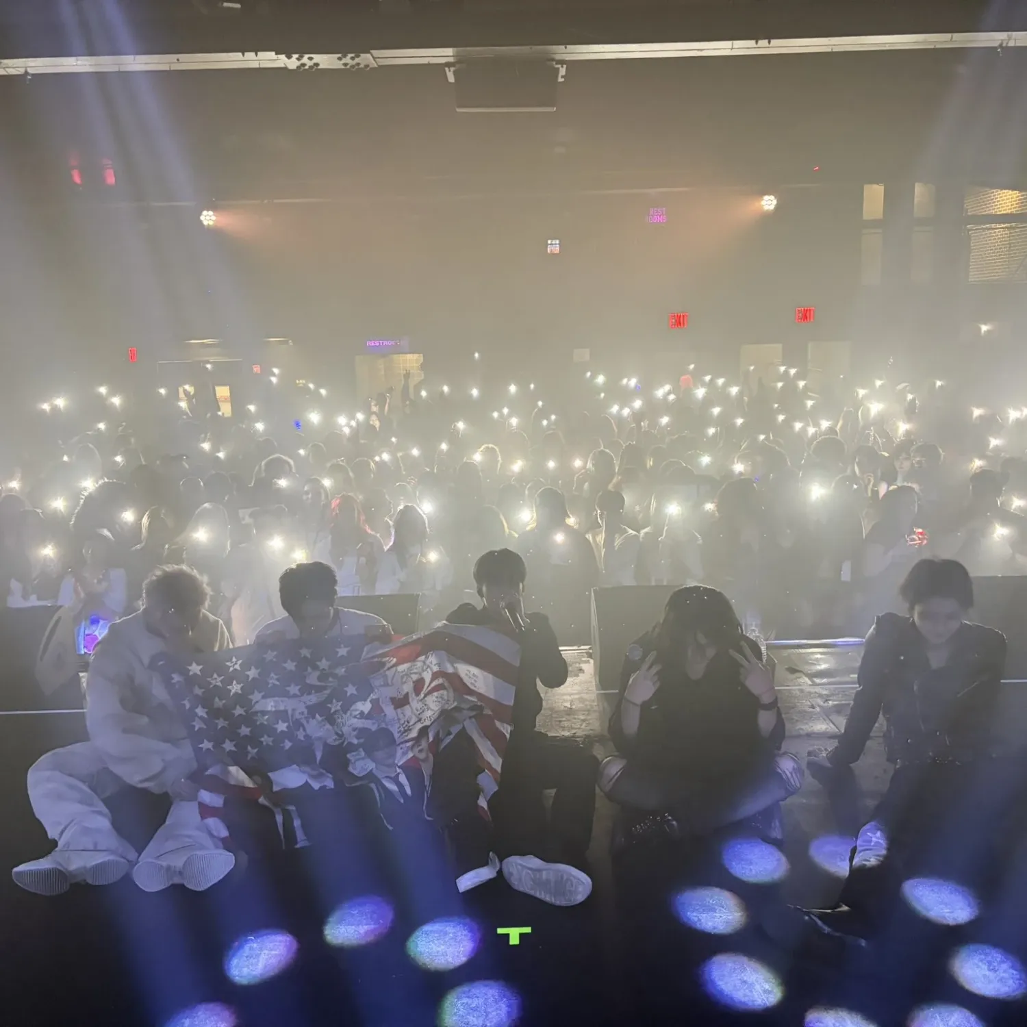 JUST Bの最新写真