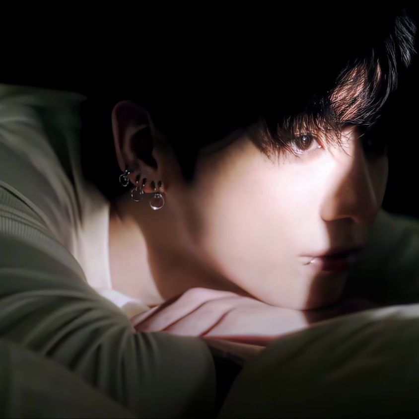 A moment captured by Jungkook (BTS)'s fan