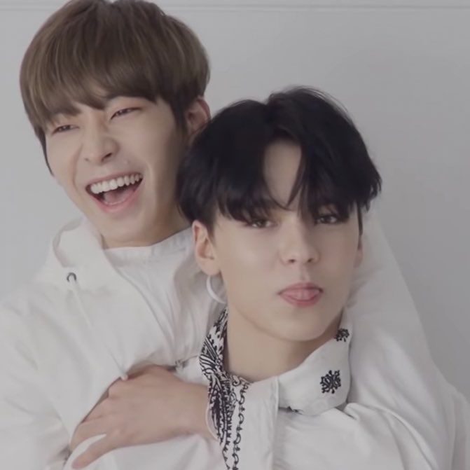 A moment captured by Wonwoo (SEVENTEEN)'s fan