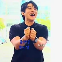 Recent activity shot of Hwang Chiyeol