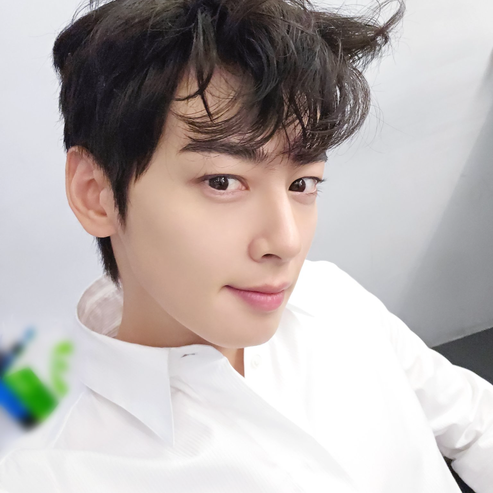 Recent activity shot of Eunwoo (ASTRO)