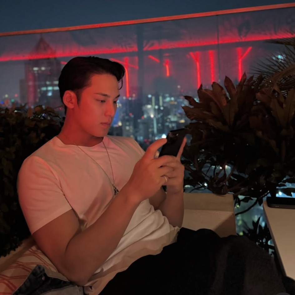 Recent activity shot of Mingyu (SEVENTEEN)