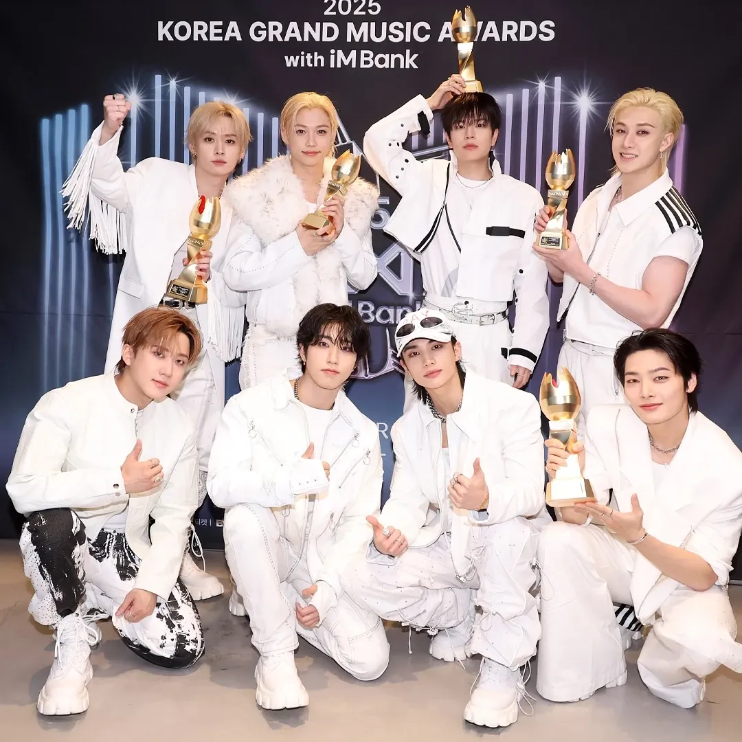 Foto aktivitas terbaru Stray Kids