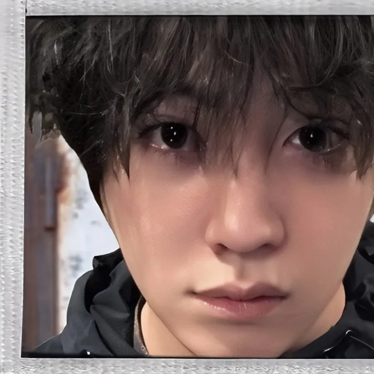 A moment captured by Wooseok (PENTAGON)'s fan