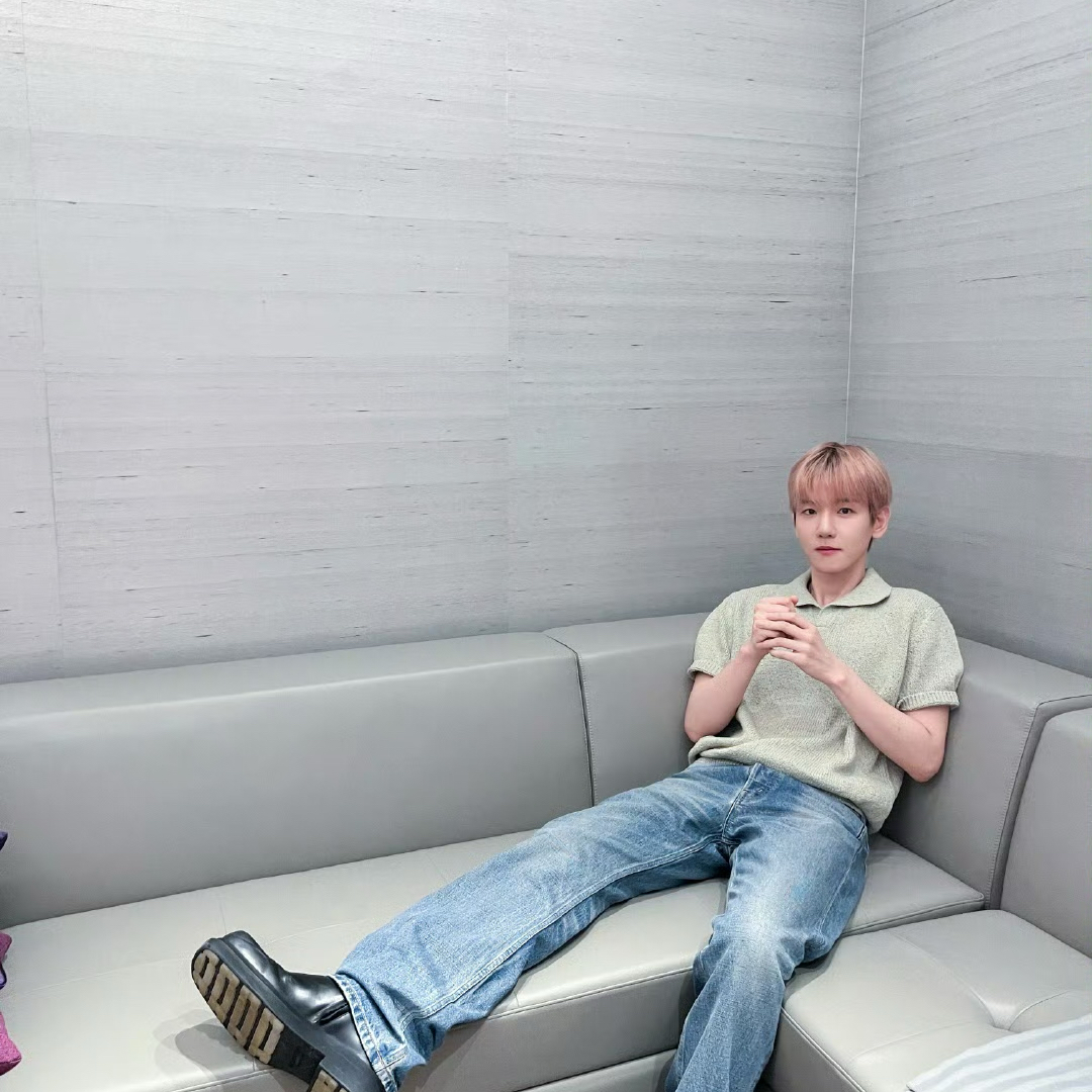 백현 (EXO)의 최신 사진