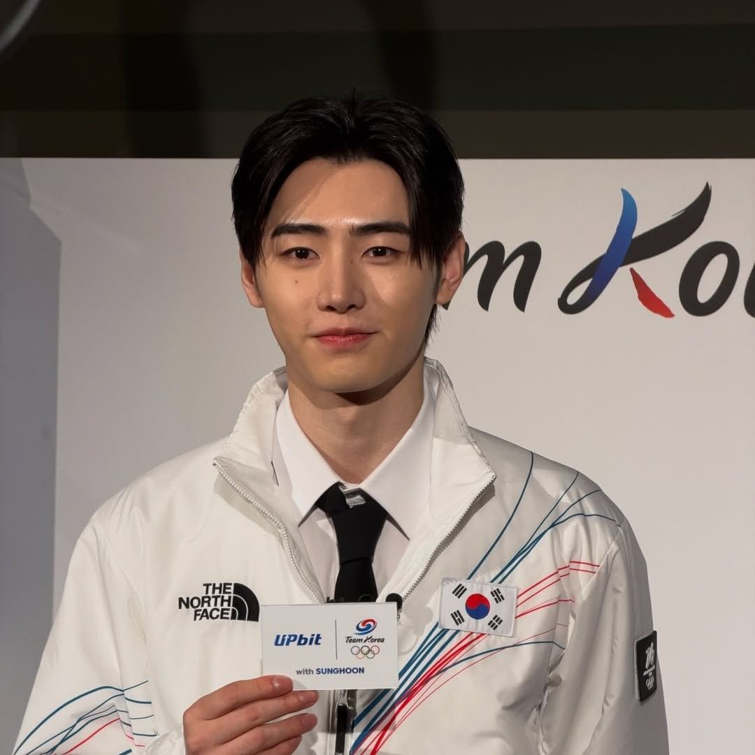 Foto aktivitas terbaru Sunghoon (ENHYPEN)