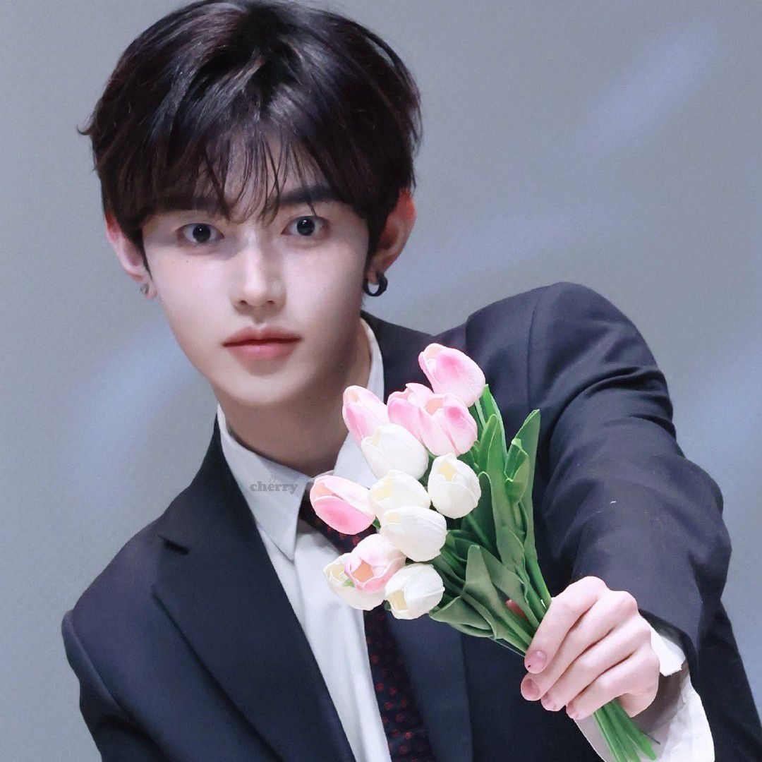 Recent activity shot of Zhang Hao (ZEROBASEONE)