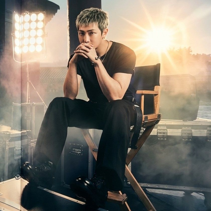 Behind-the-scenes cut of BTS