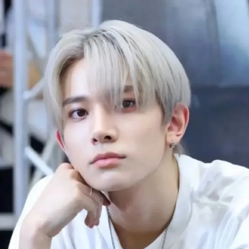 희승의 비하인드 컷