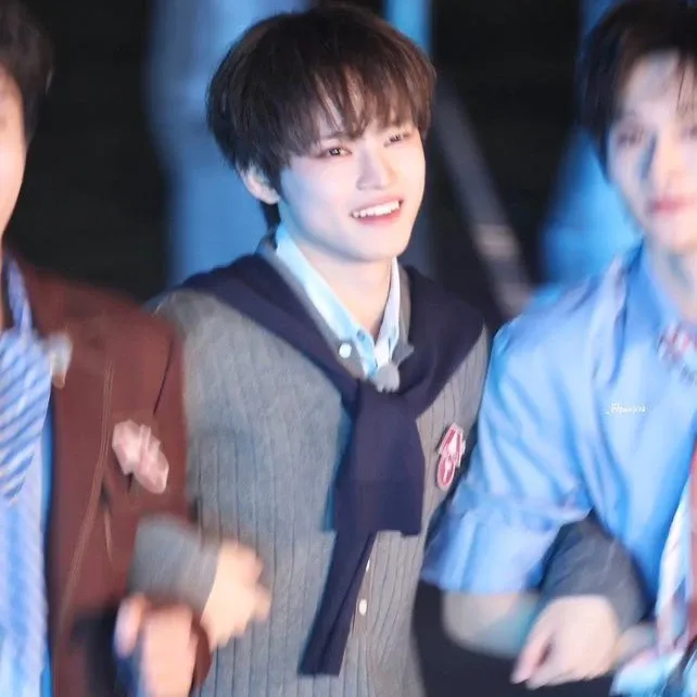 Behind-the-scenes cut of Chenle (NCT DREAM)