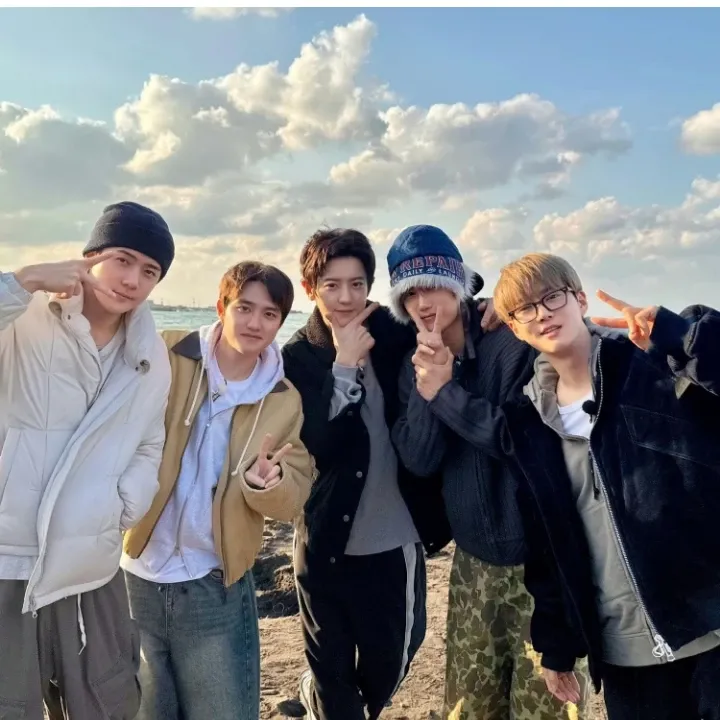 Potret di balik layar EXO