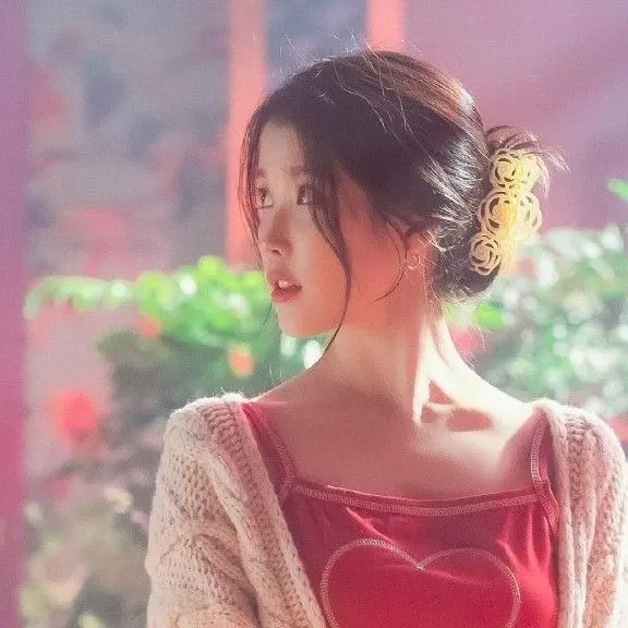 Foto terbaru IU