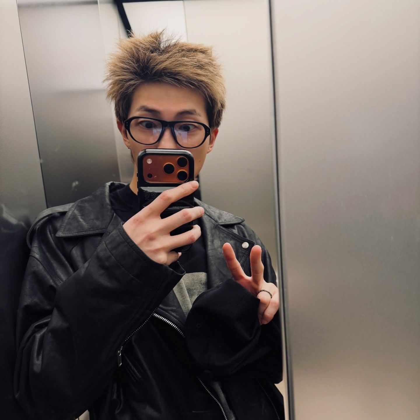 Behind-the-scenes cut of RM (BTS)