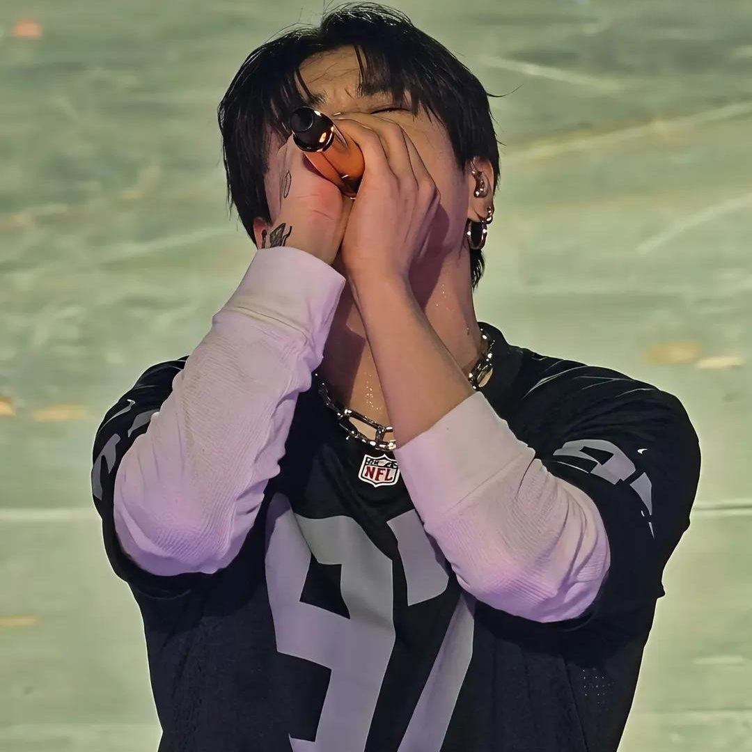 A moment captured by Jungkook (BTS)'s fan