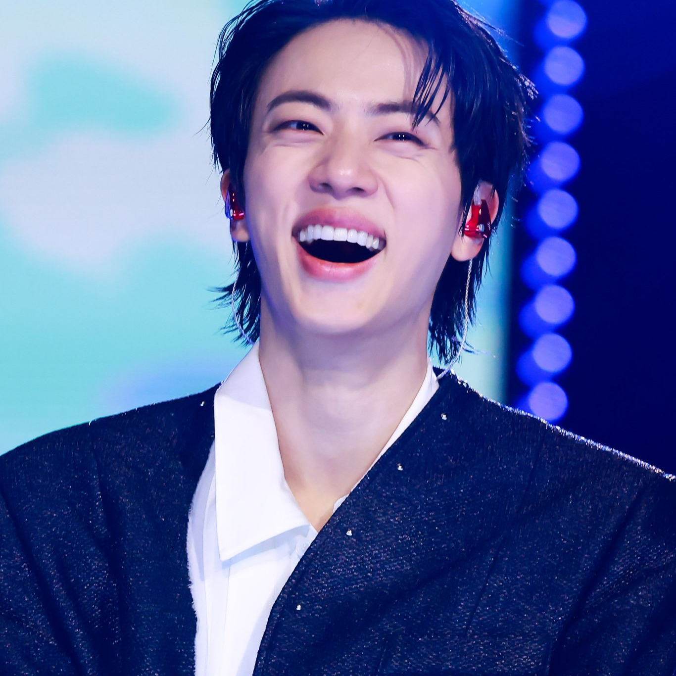 진 (방탄소년단) 최근 활동샷