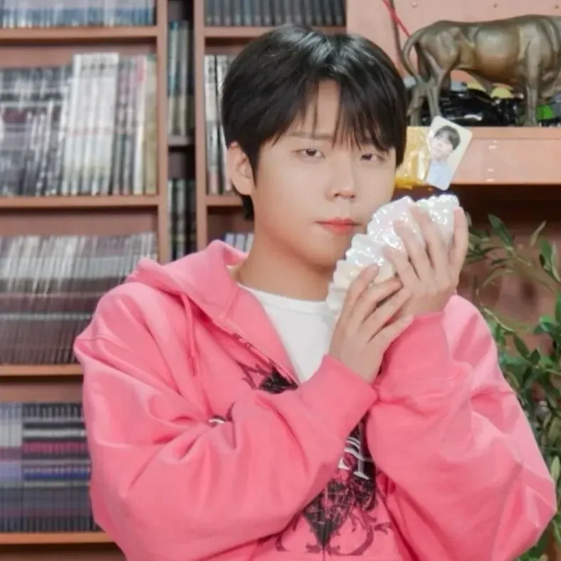 Latest photo of Jung Seunghwan