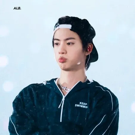 진 (방탄소년단)의 최신 사진