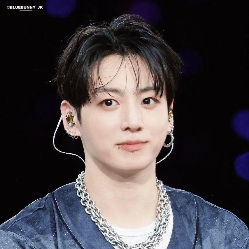 Momen yang diabadikan oleh penggemar Jungkook (BTS)