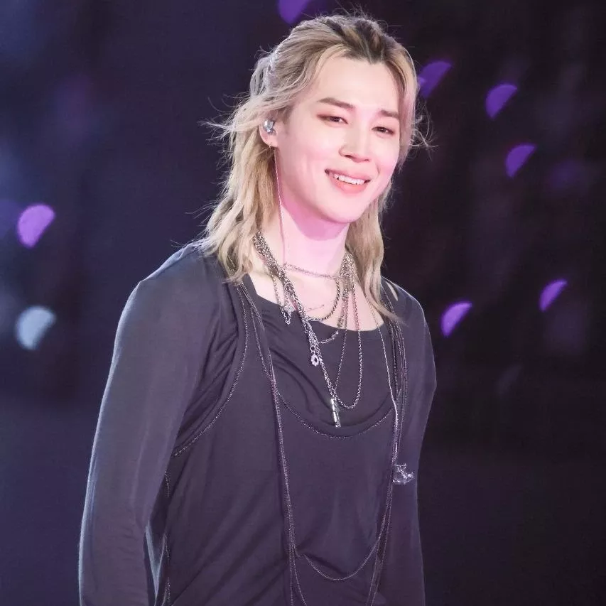 Foto aktivitas terbaru Jimin (BTS)