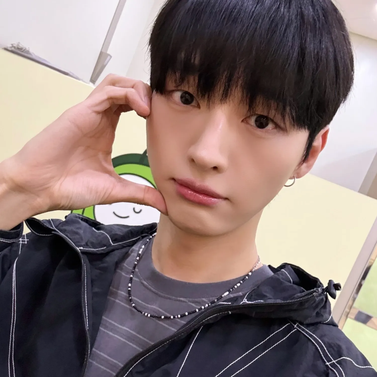 尹智聖粉絲拍下的瞬間