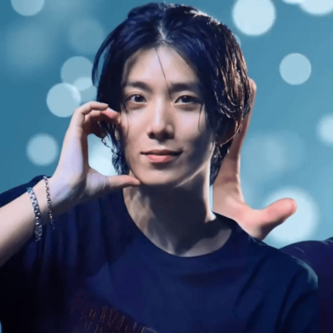 Recent activity shot of Hwiyoung (SF9)