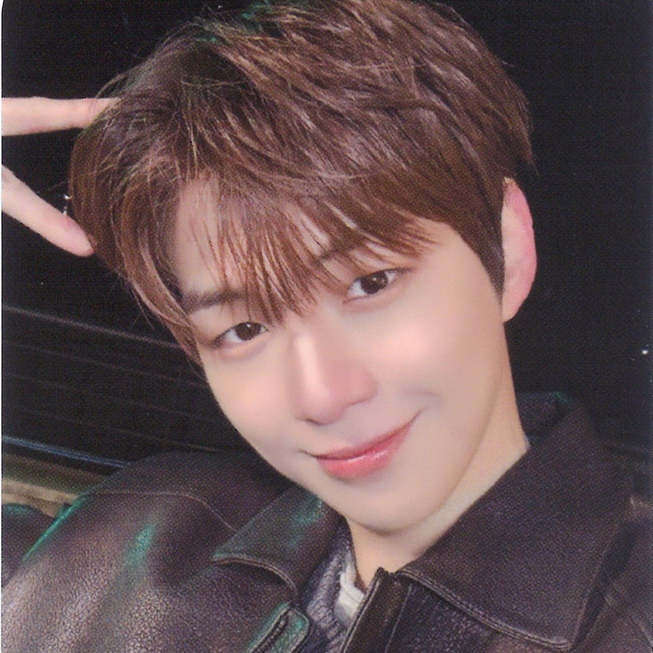 강다니엘의 비하인드 컷