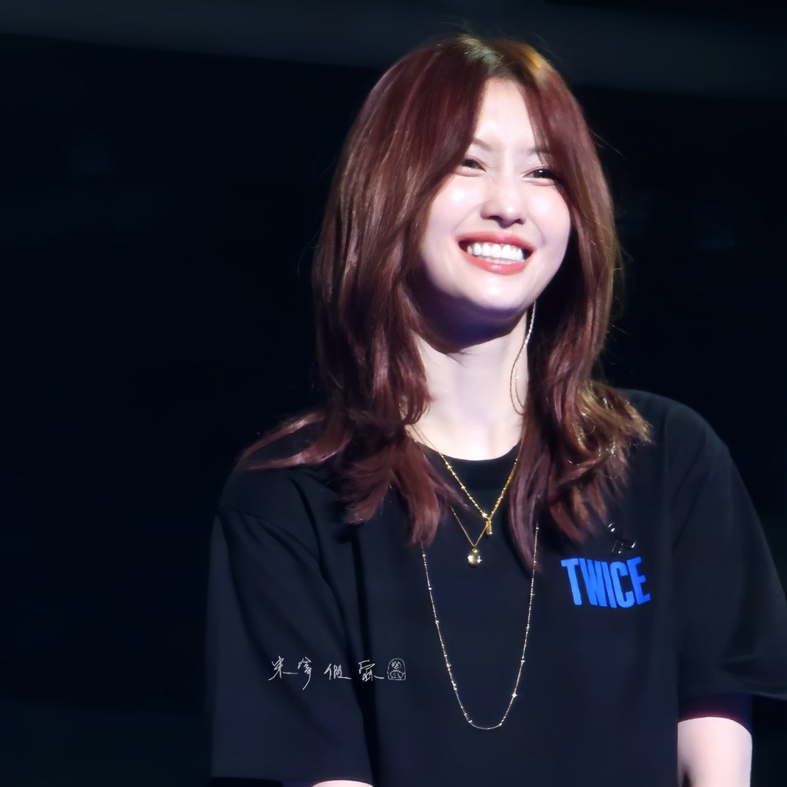 Momo (TWICE)粉絲拍下的瞬間