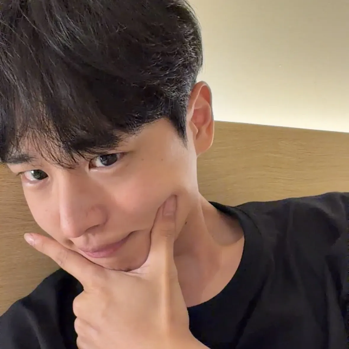 崔秉灿粉丝拍下的瞬间