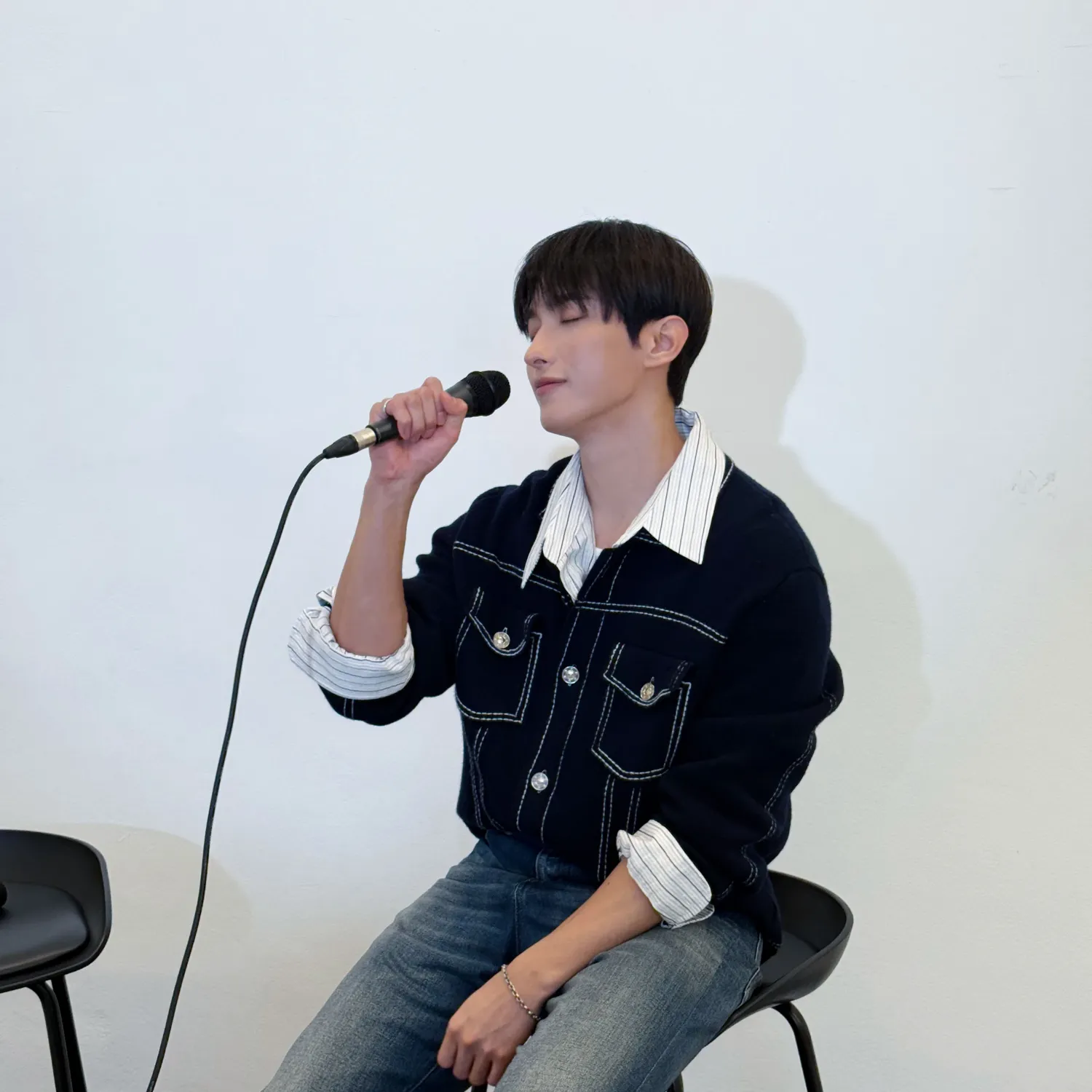 Latest photo of DK (SEVENTEEN)