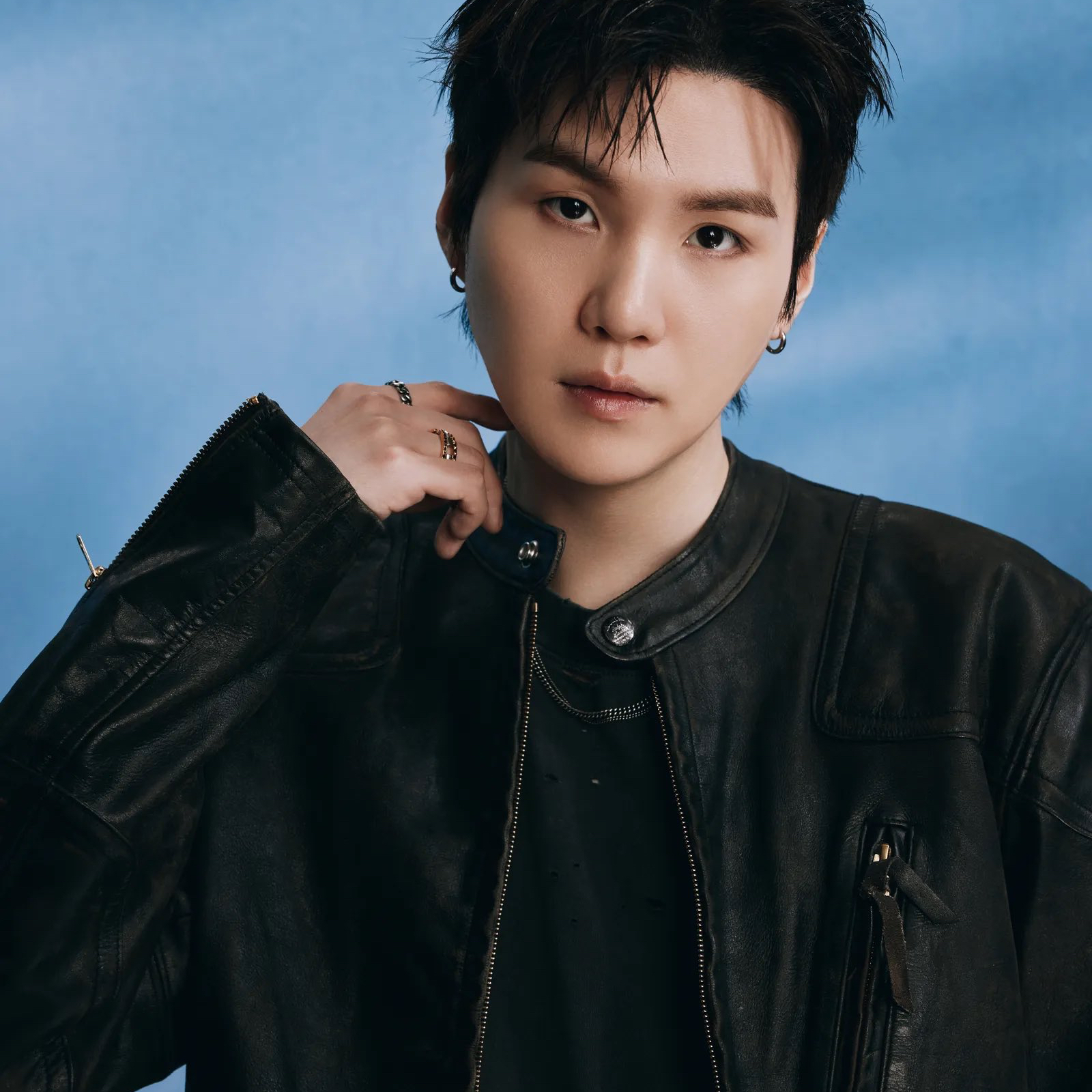 Latest photo of SUGA (BTS)