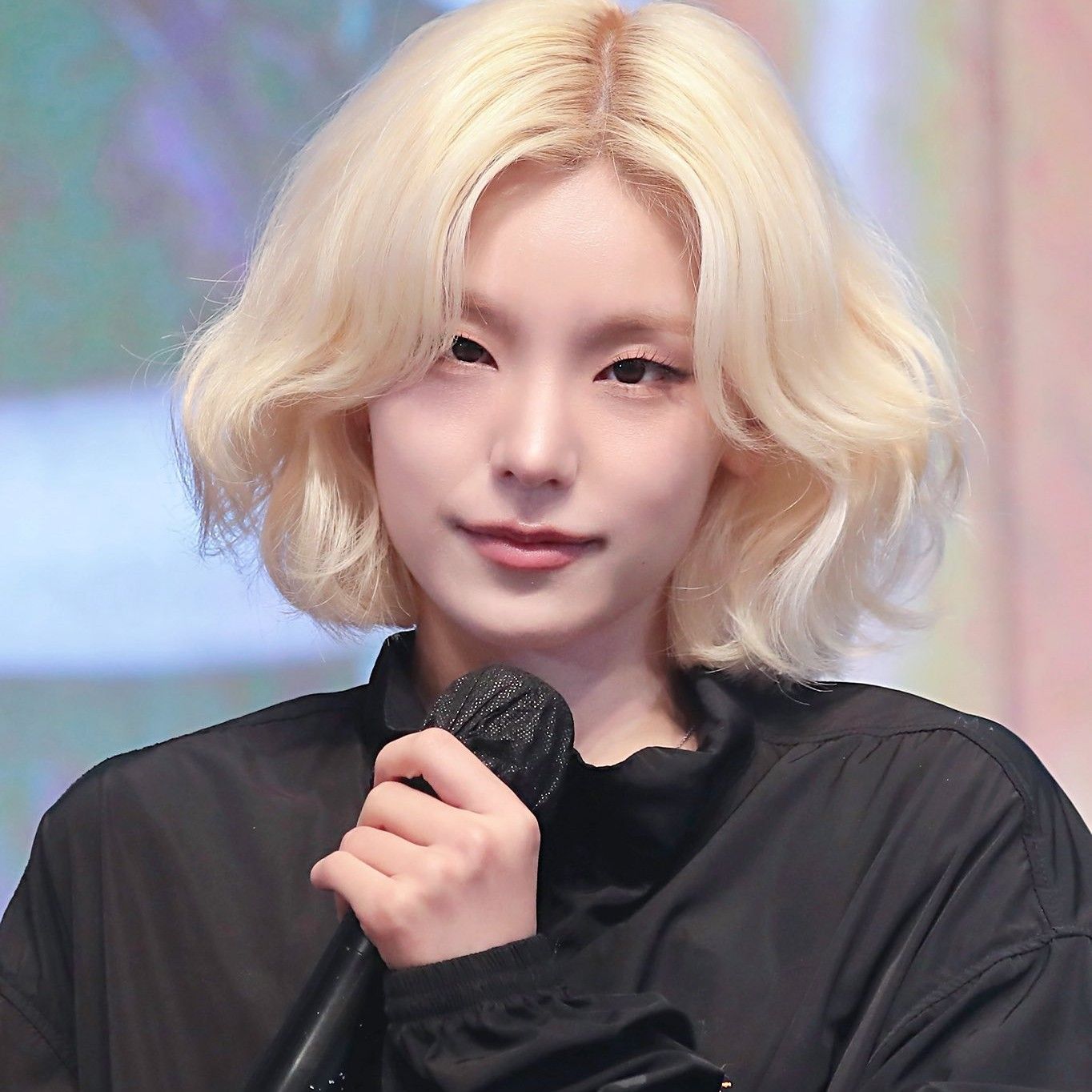 Latest photo of Yeji (ITZY)