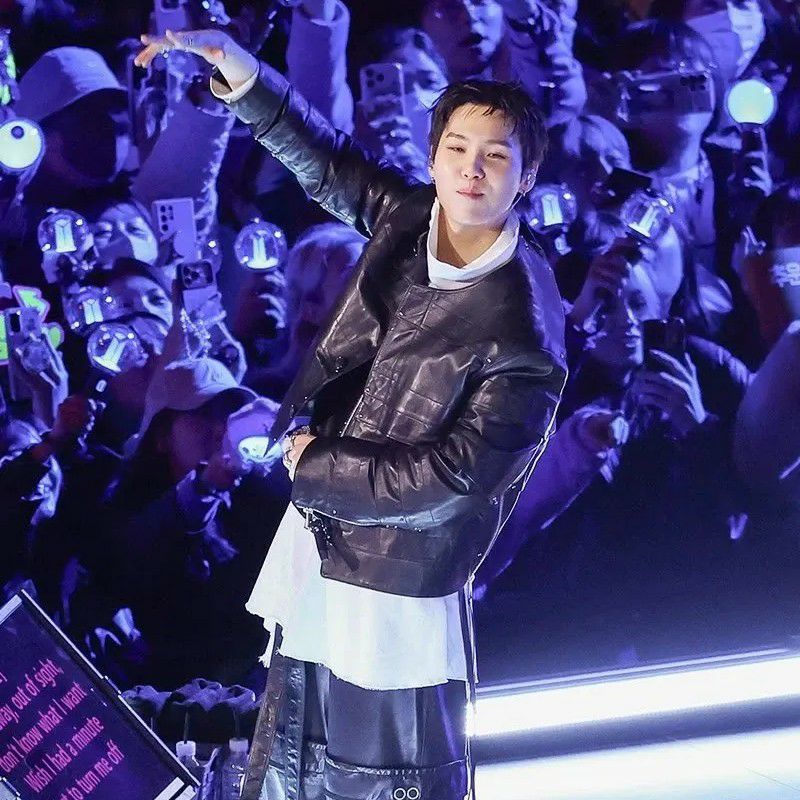 슈가 (방탄소년단) 최근 활동샷